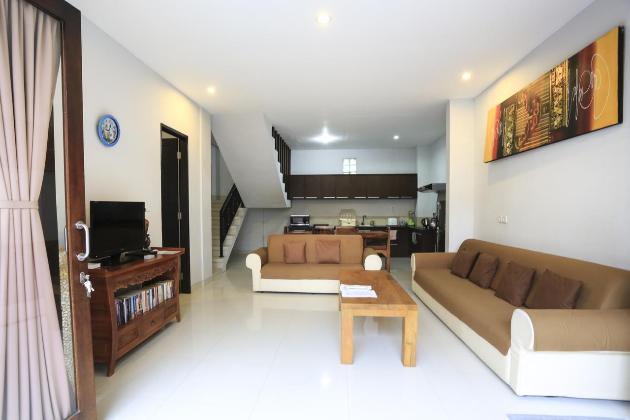 Nyoman Villa Sanur Buitenkant foto
